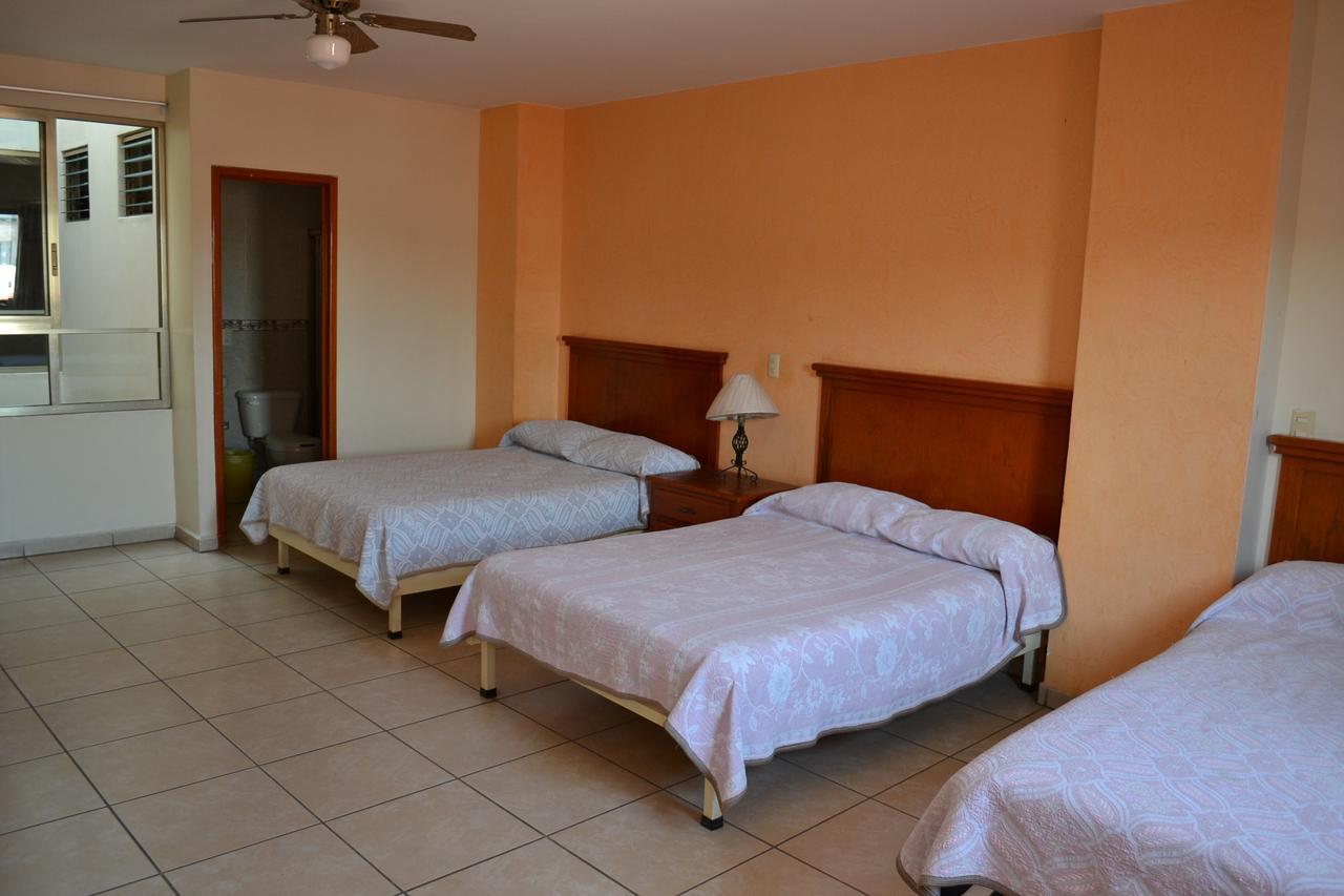 Hotel San Angel Сан-Хуан-де-лос-Лагос Экстерьер фото